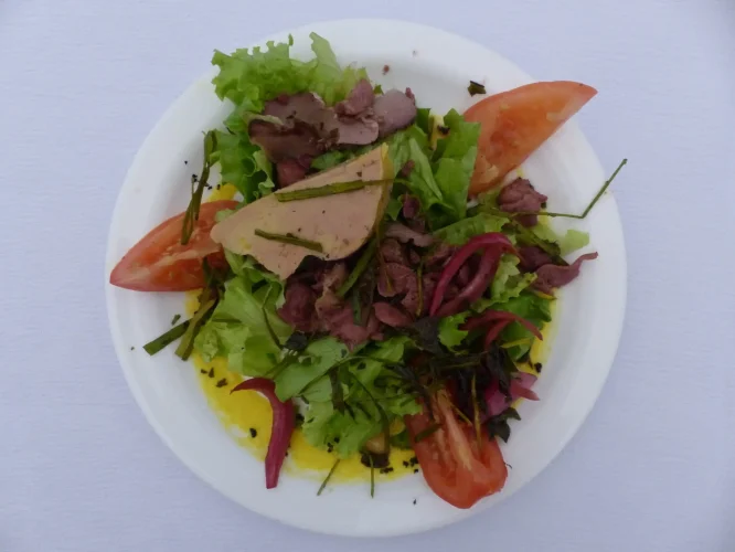 Salade façon périgourdine